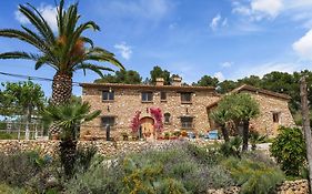 Masia Pou De La Vinya
